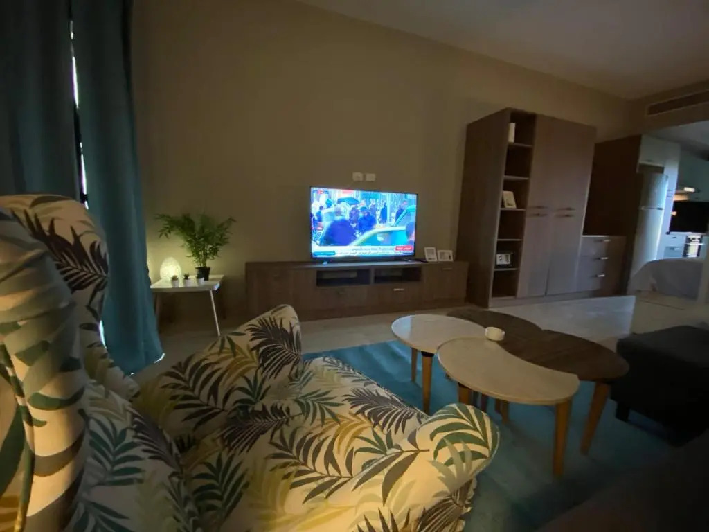 Awesome Pool View Studio in Al Dau Heights