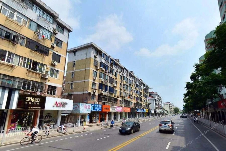 Vienna Hotel Songjiang Wanda Guangfulin Road