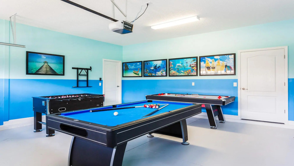8BR Disney Home w Pool SPA Theater Near Clubhouse