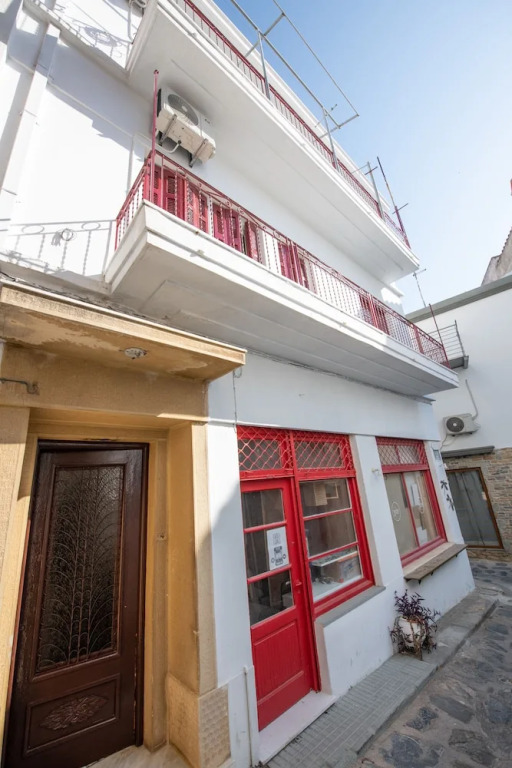 Lovely 1-bedroom Flat In Skopelos