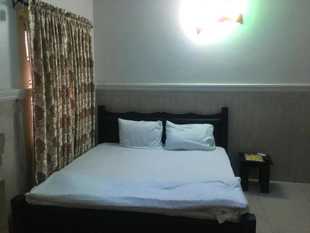 Royal Castle hotel