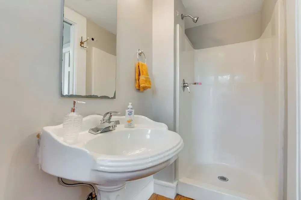 < 2 Mi to Dtwn Pensacola: Peaceful Home w/ Patio