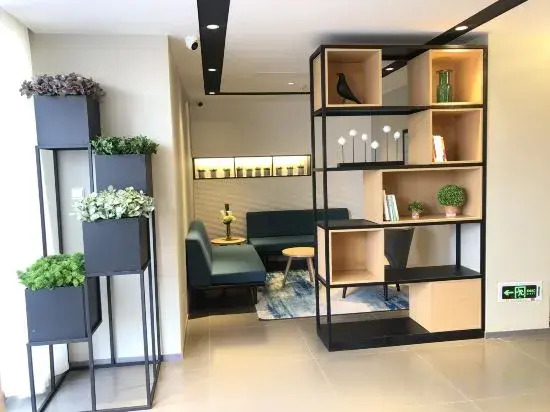 Homeinn Selected Hotel (Bayannur Mo'er City)