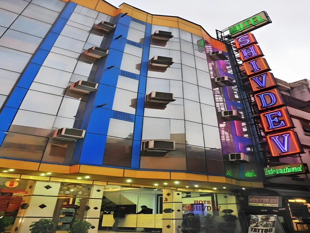 Fabhotel Shivdev International