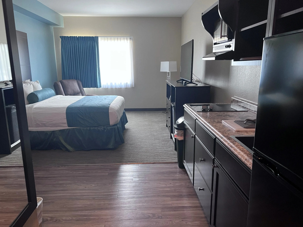 Cobblestone Inn & Suites - Fort Dodge