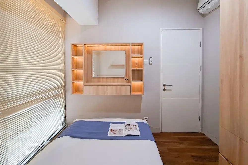 Modern Neutral 2Br At The Ayoma Apartment