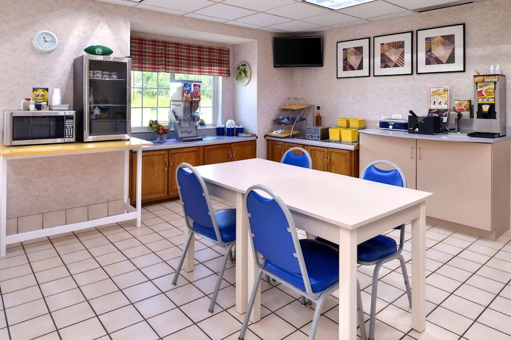Sunset Inn & Suites