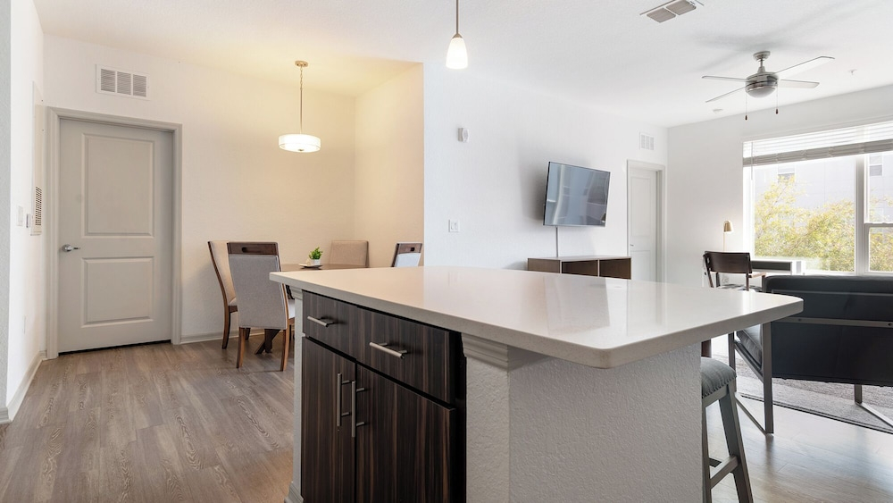 Landing Furnished Apartments - Maitland