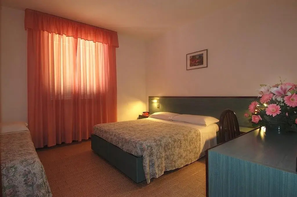 Franks Hotel