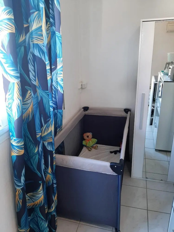 Studio in Baie Mahault, With Shared Pool, Furnished Garden and Wifi - 12 km From the Beach