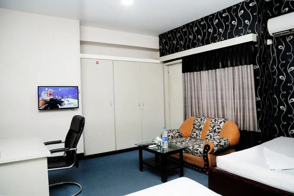 Hotel Blue Bird