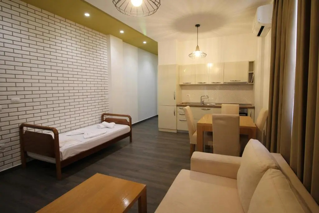 Sunrise Luxury Apartments