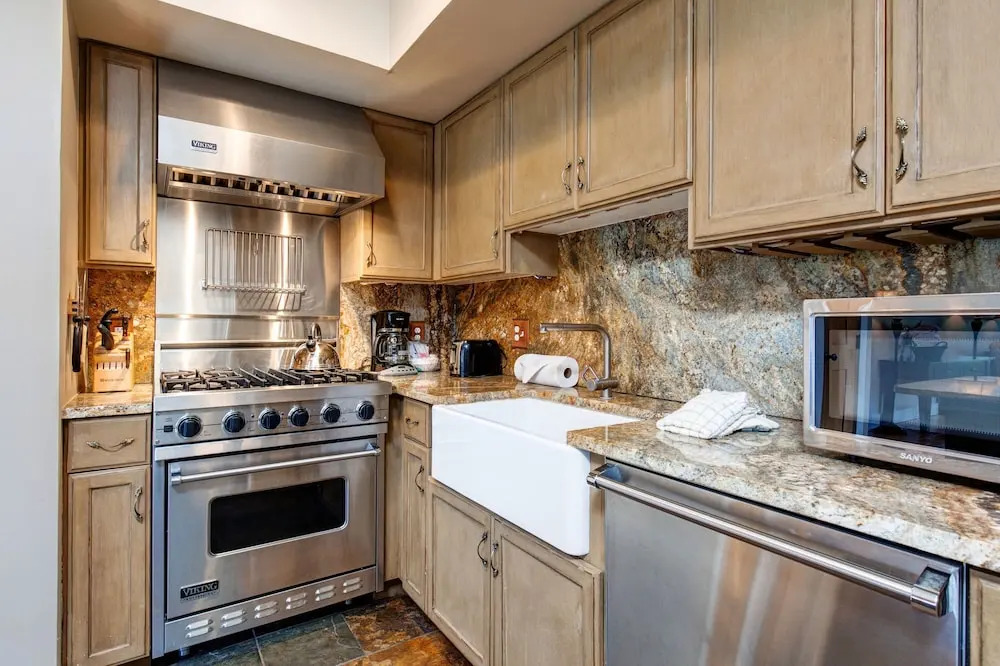 1700 Three Kings Dr Condo Unit #160 - 4 Br condo by RedAwning