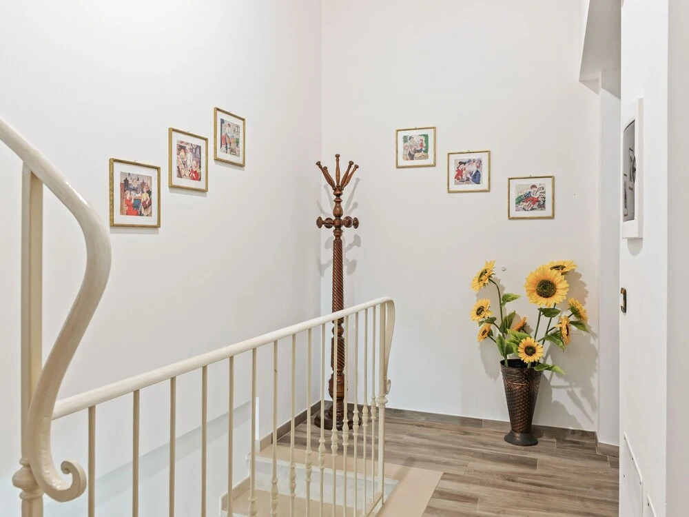 Contemporary Holiday Home in Camaiore With Swimming Pool