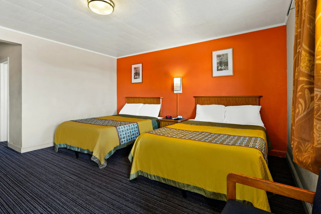 Scottish Inns Collinsville - Martinsville