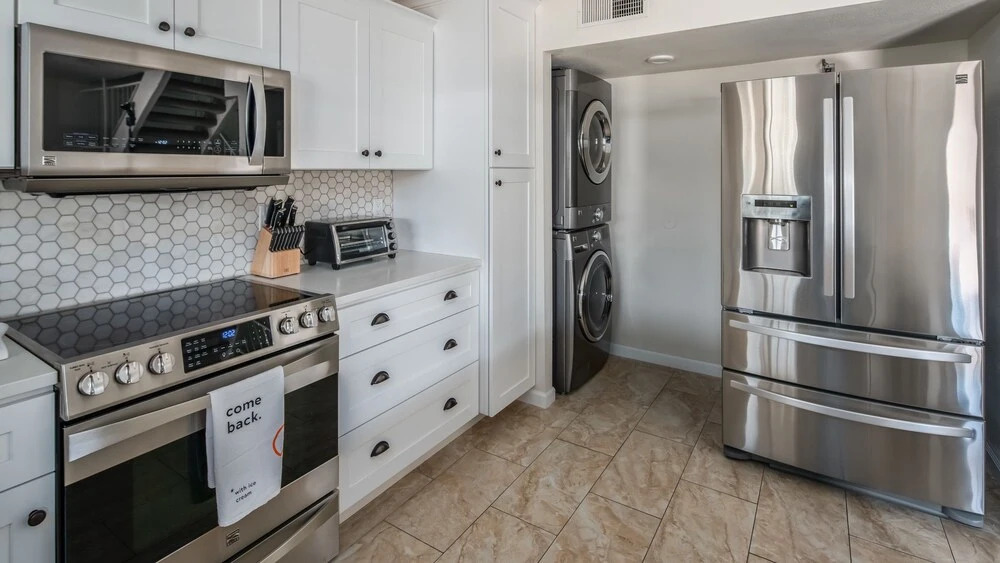 Spacious 4BR Townhouse by WanderJaunt