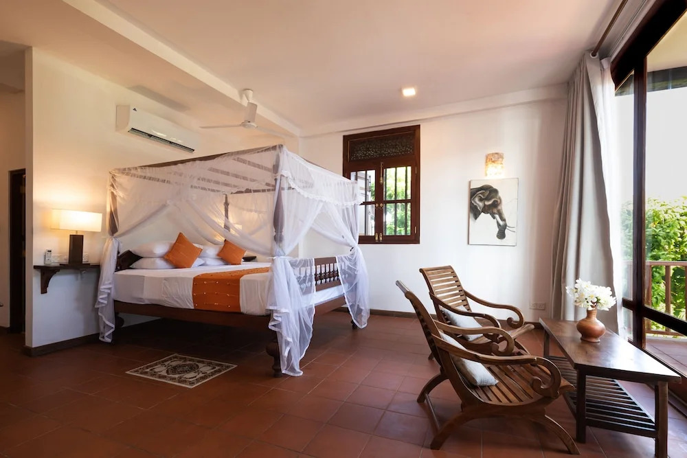 South Point Ocean - Whole Villa 8 Bedroom (Sleep 16)