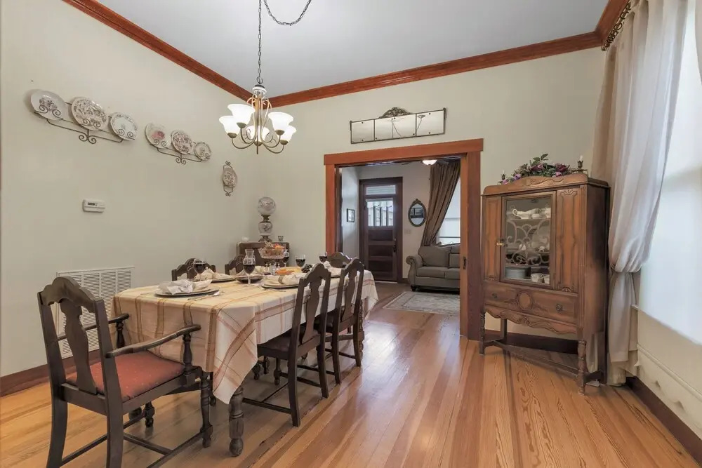 Charming Historic Home one Block From Mainst