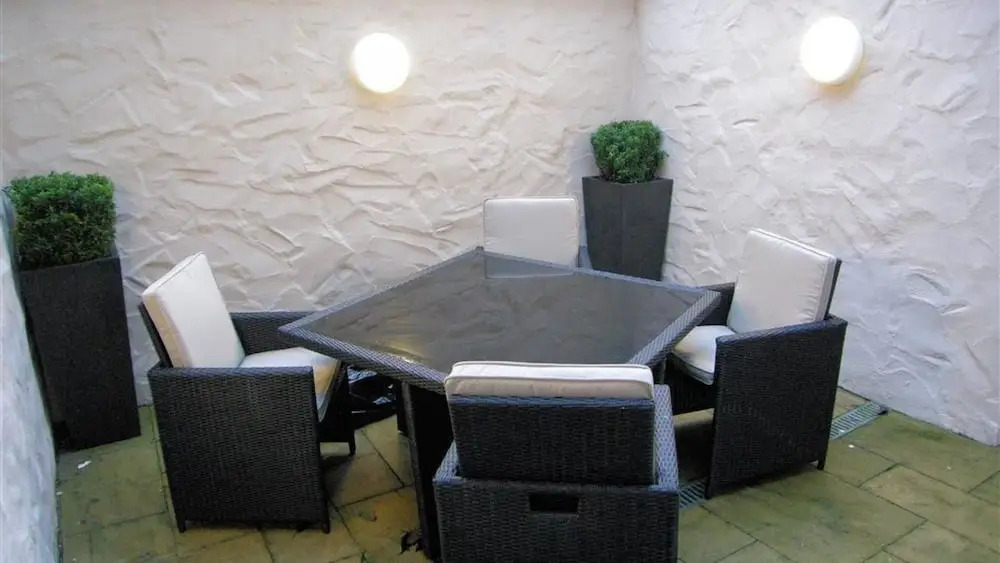 Victoria Street 37, Flat 1