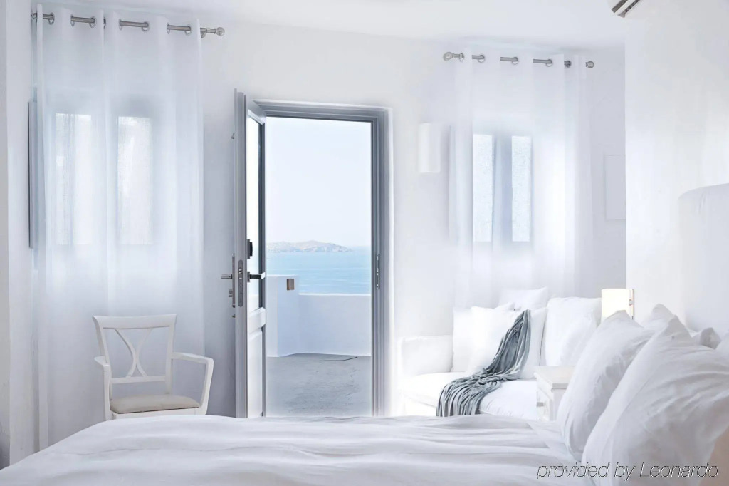 Katikies Santorini - Pelagos House - The Leading Hotels Of The World