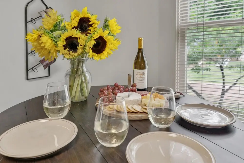 Luxury Haus Near Main St W/pool & Fire Pit