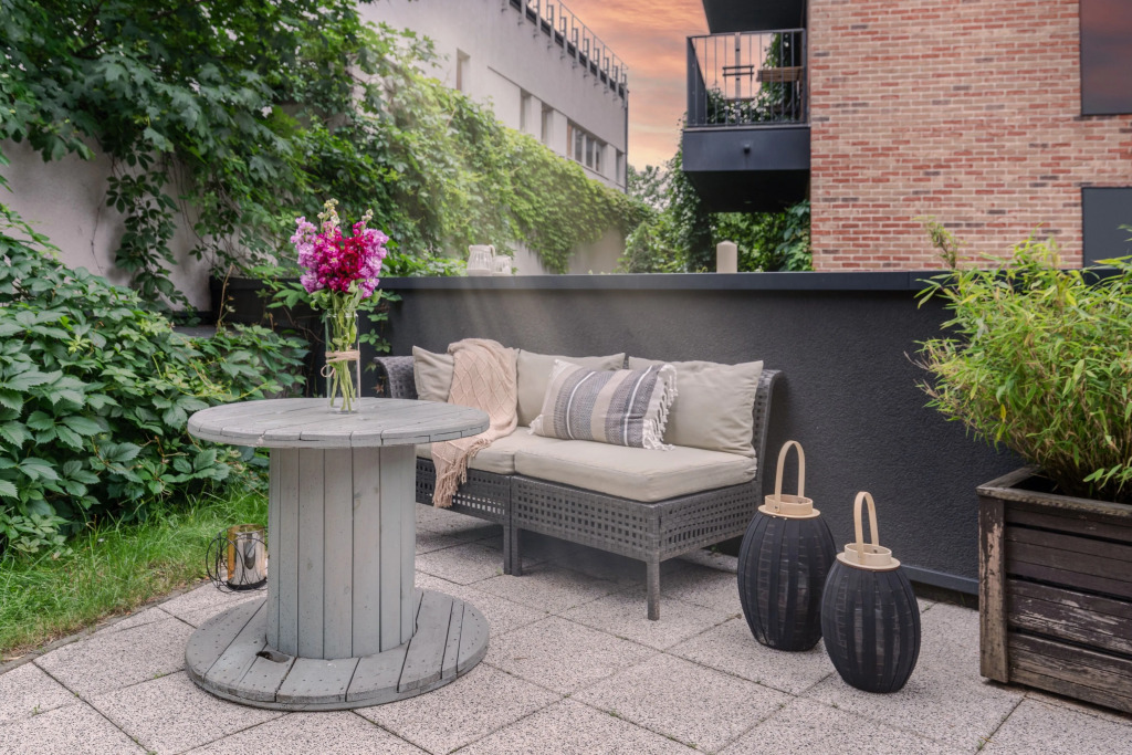 Apartment Lubicz Cracow by Renters