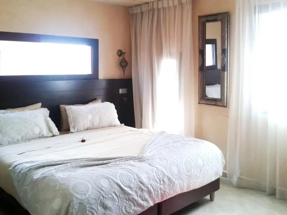 Apartment With 2 Bedrooms in Marrakech, With Pool Access, Furnished Te