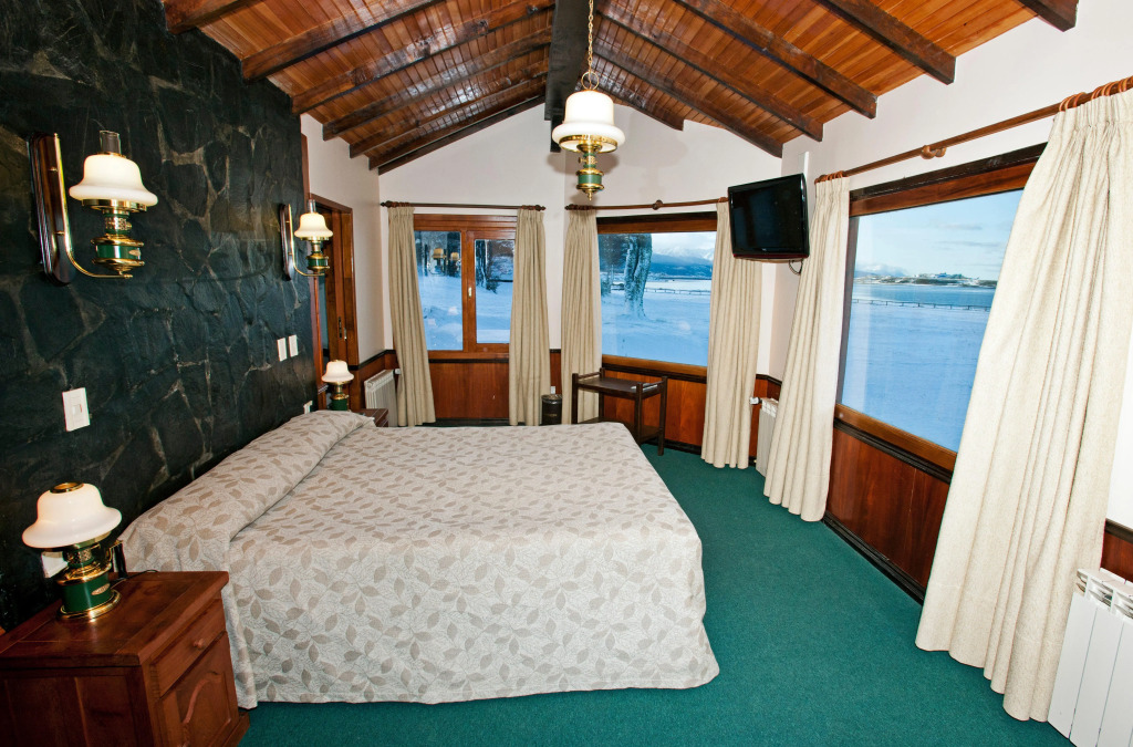 Tolkeyen Ushuaia Hotel