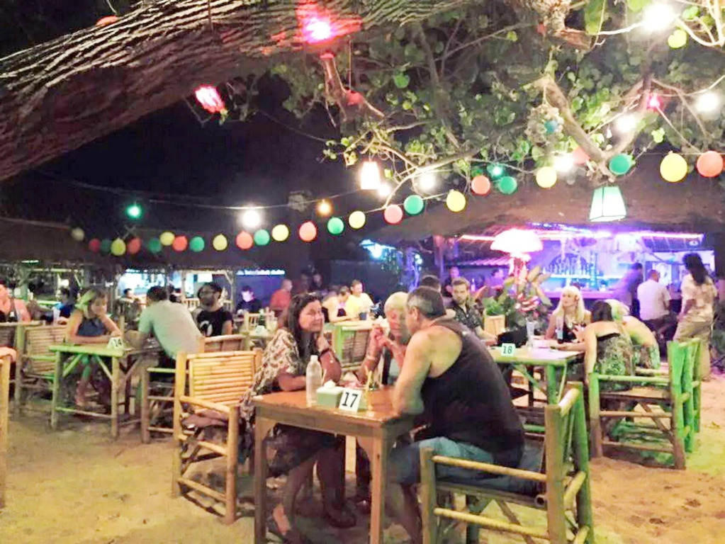 Lanta Palm Beach Resort , Beach Bungalow - Koh Lanta