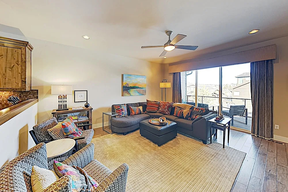 Deschutes Landing At The Old Mill Riverfront 3 Bedroom Condo