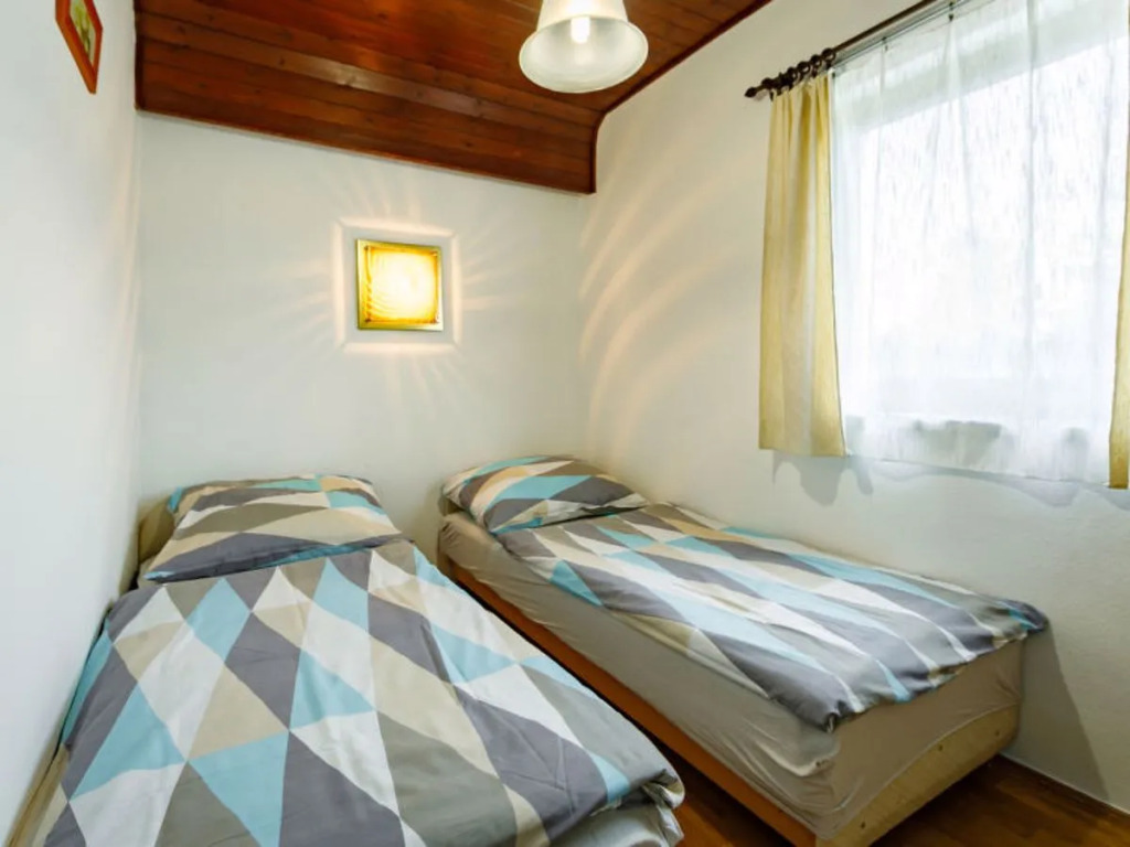 Holiday Home Suzy by Interhome