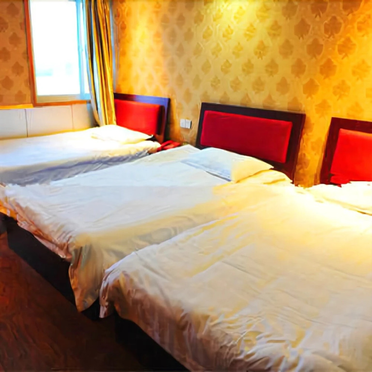 Xinyite Business Hotel