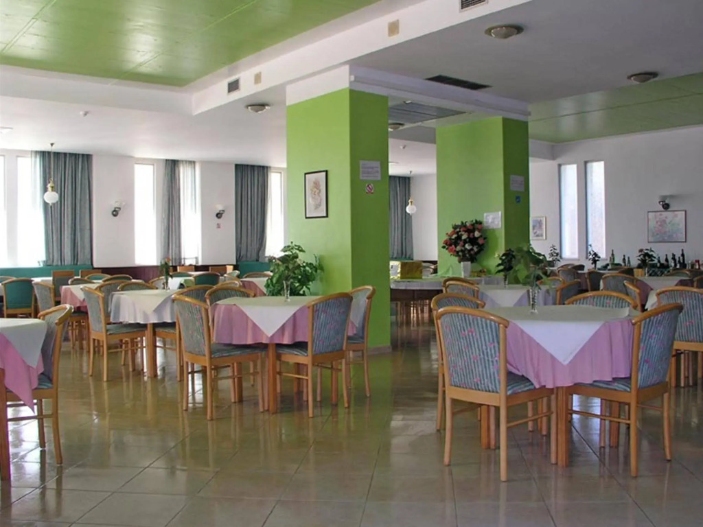 Hotel Luar