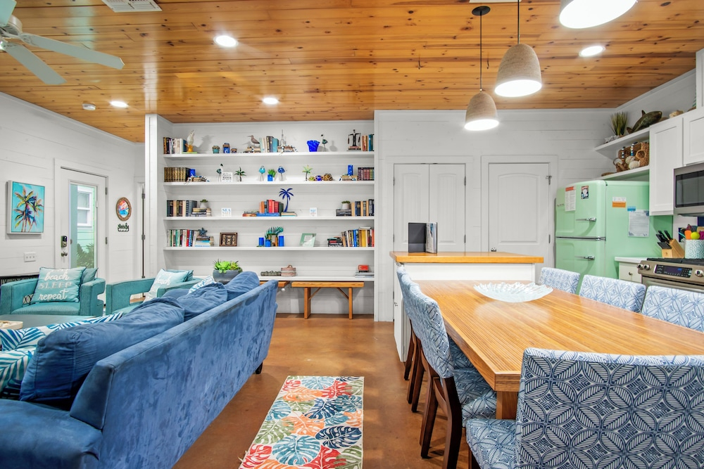 2525 S. 11th ST - New Wave Rentals