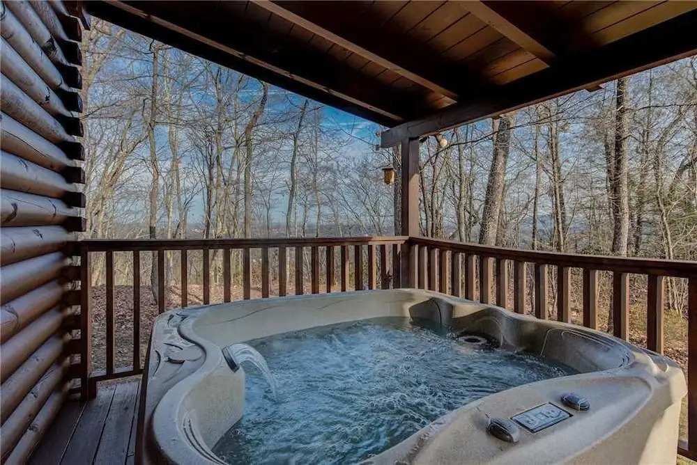 Bearway to Heaven II 3 Bedroom Home with Hot Tub