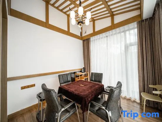 Yueyang Bamboo Mountain Residence