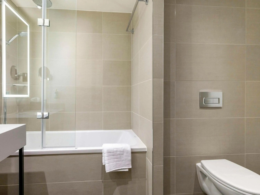 Novotel Liverpool Paddington Village