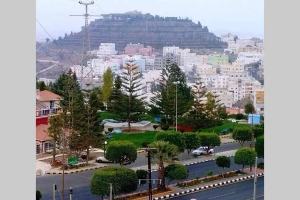 مساكن 11