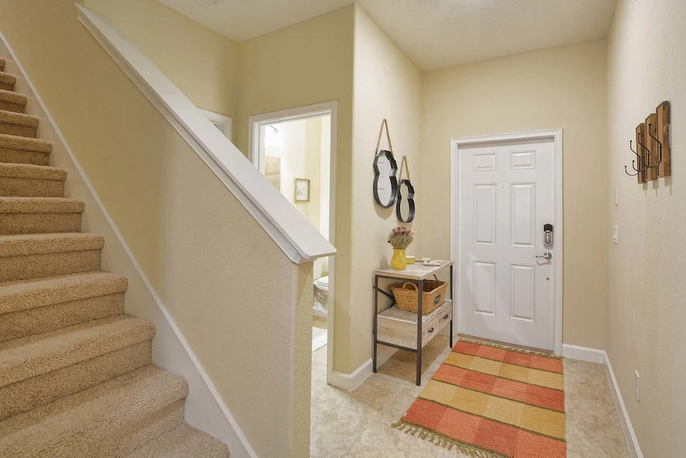 Storey Lake 4 Bedroom Townhome w Splashpool - 1610ST