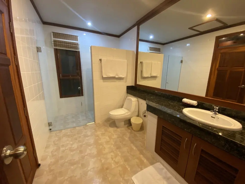 4 Bedroom Villa TG48 on beachfront resort SDV288-By Samui Dream Villas