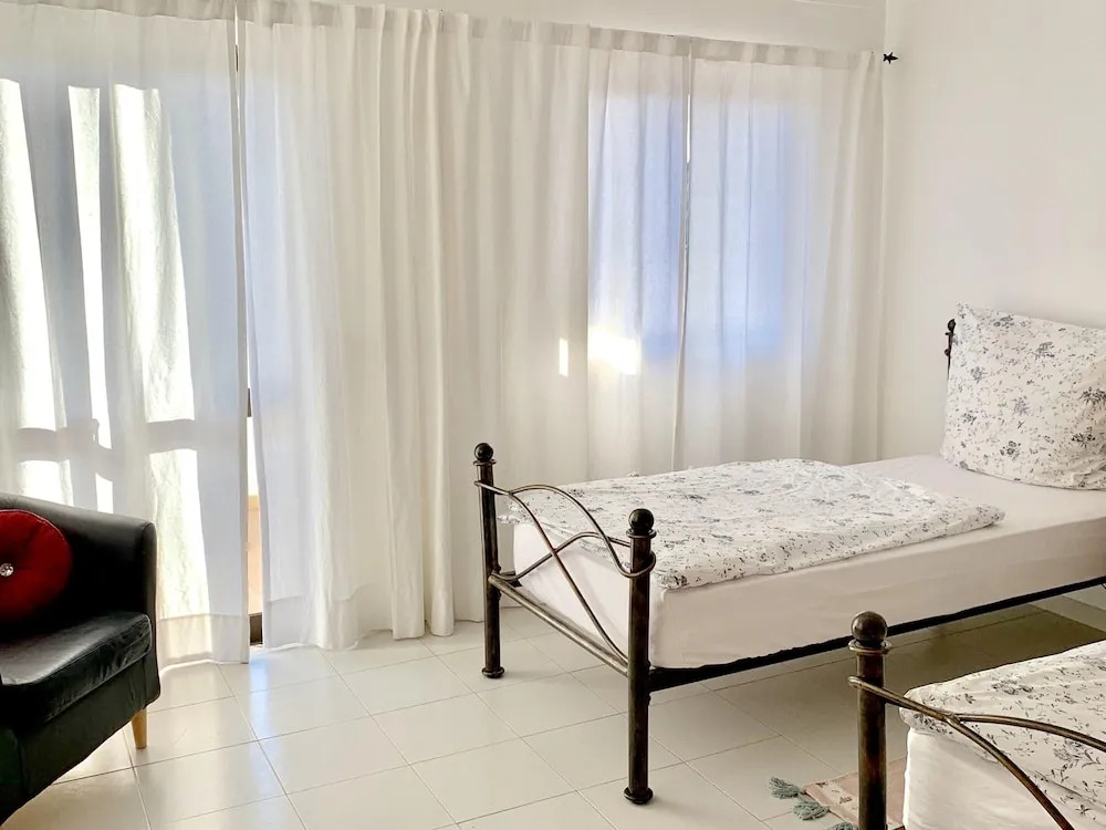 Apartment With 2 Bedrooms in Carvoeiro, With Shared Pool, Enclosed Garden and Wifi - 500 m From the Beach