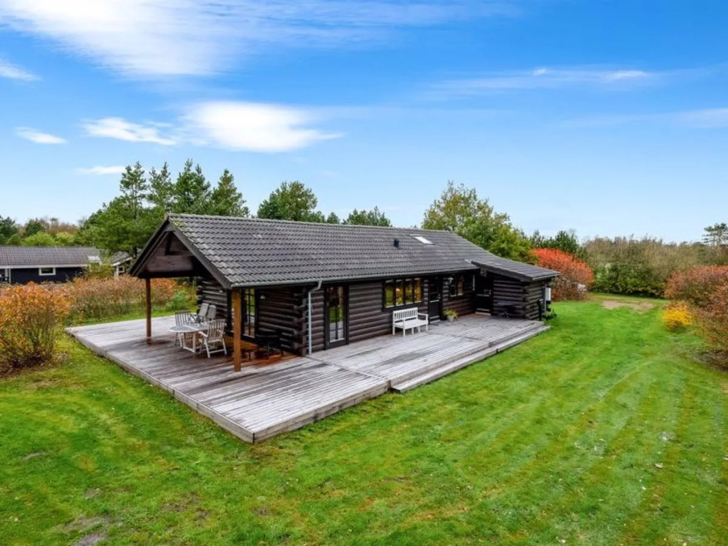 "Aleth" - 2.5km from the sea in Western Jutland