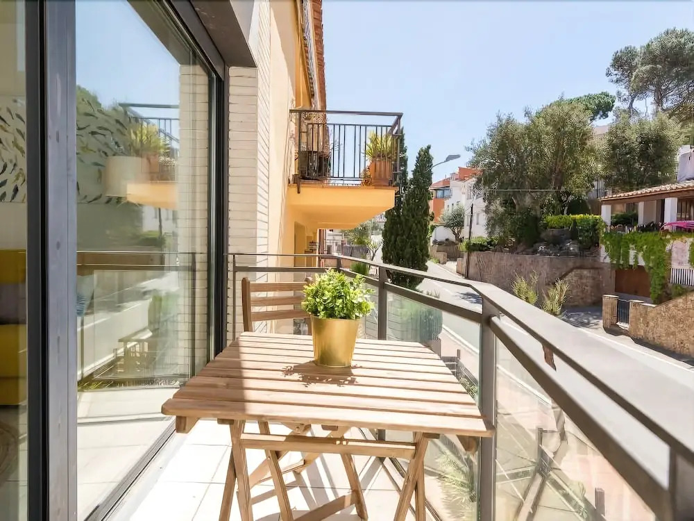 Beach Apartment in the heart of Tamariu