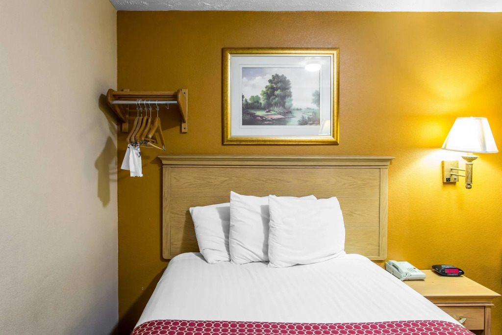 Rodeway Inn Goodlettsville South