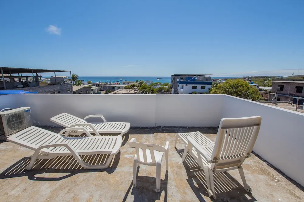 Hostal Tongo Reef
