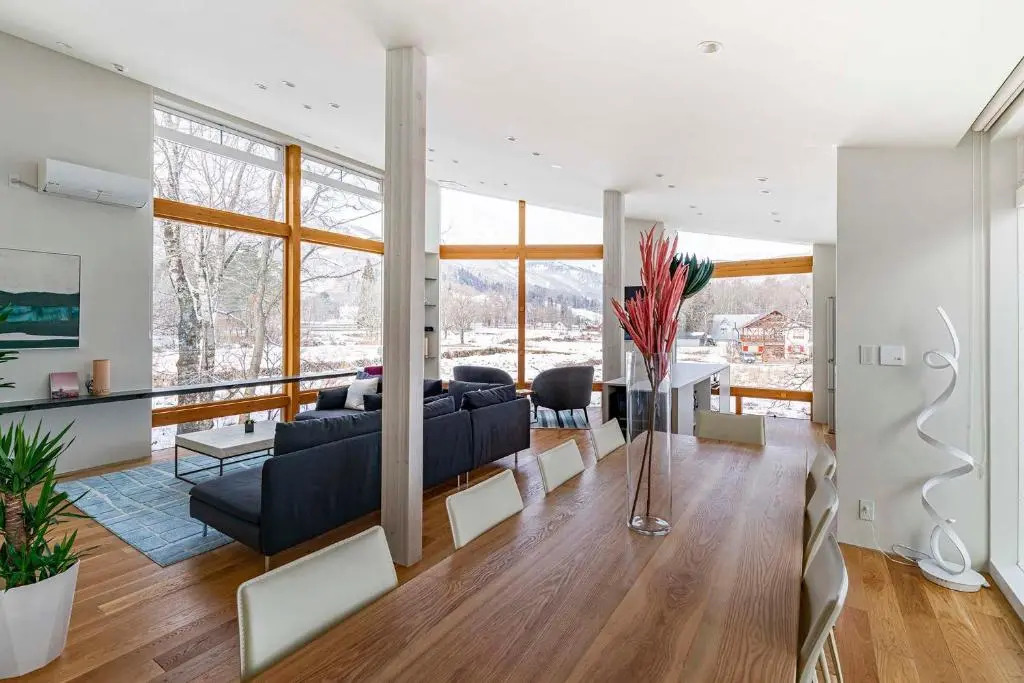 Alpinarc Chalet by Hakuba White Fox Company