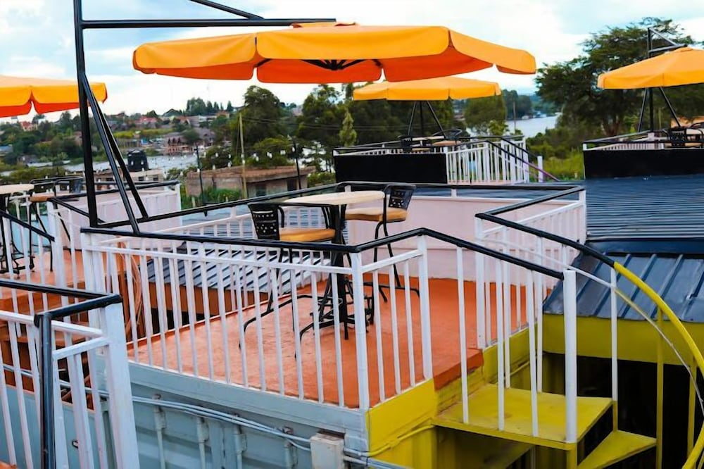 Lux Suites Lakeview Cottages Ruiru