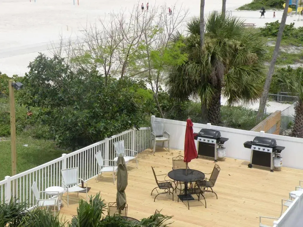 Surf Beach Treasure Island Resort