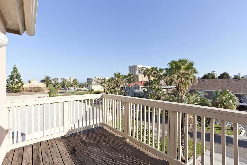 Marlin Cottages Condominium 12