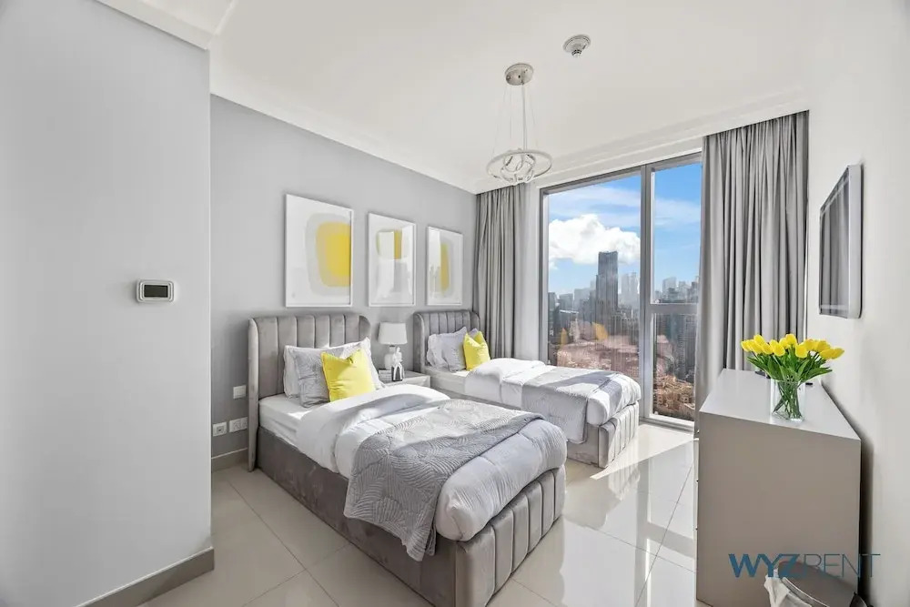 Prestigious 3.5 BR in Boulevard